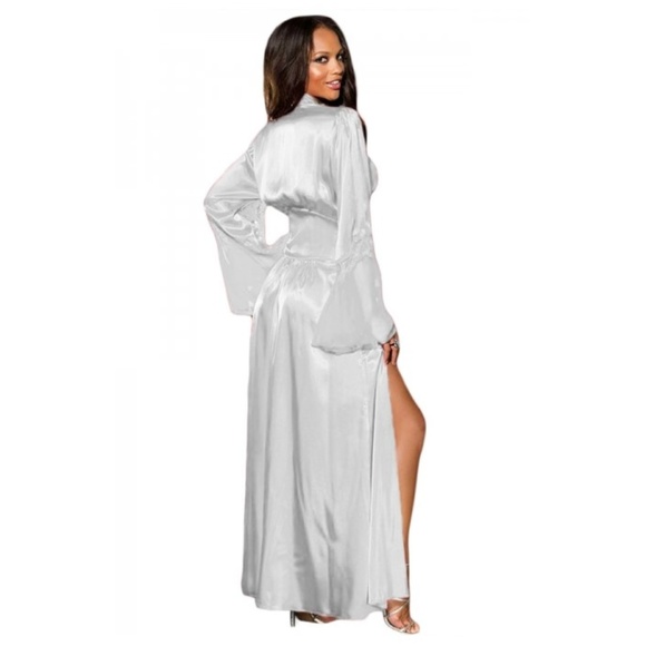 White Glamour Long Robe - Picture 2 of 2